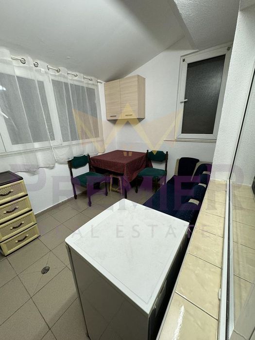 Дава се под наем Двустаен апартамент в Варна, Левски - 40 кв.м за 357 € - Снимка #1