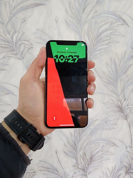 IPhone X 256g ochilmagan sotiladi