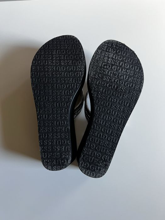 Guess чехли на платформа