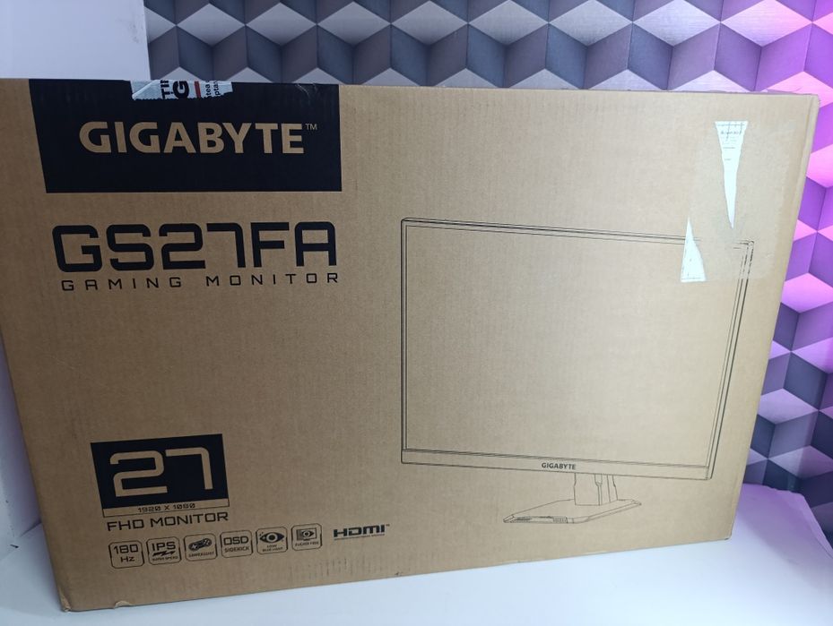 Monitor gaming 27 inch 180hz  gigabyte nou cu garanție