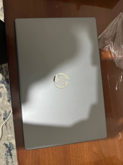 Hp ноутбук янги