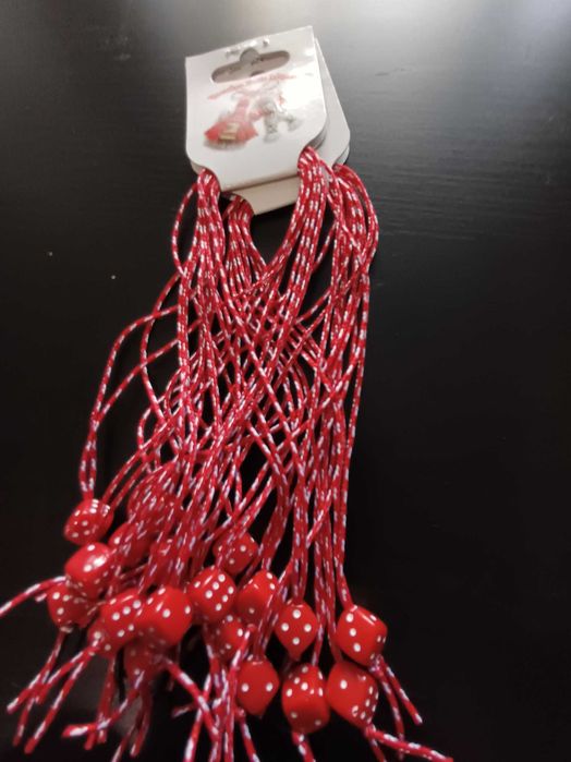 Мартеници десятки