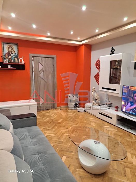 Продава се Четиристаен апартамент в Варна, Възраждане 1 - 100 кв.м за 1173 €/кв.м - Снимка #3