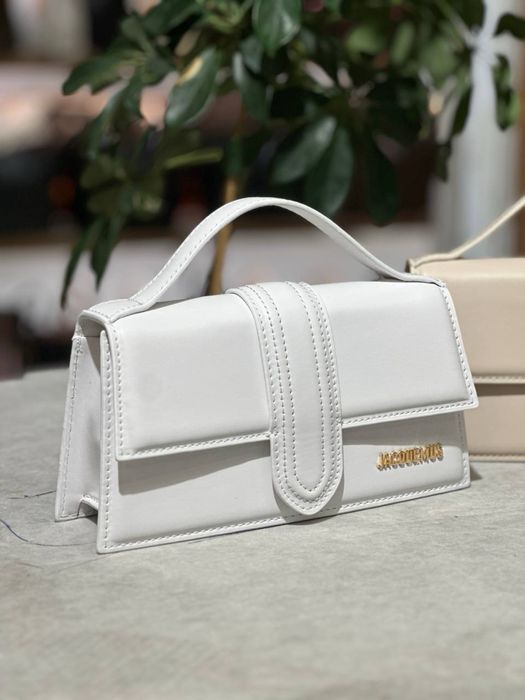 Geanta Jacquemus Noua !!! Dimensiuni 24/13 !!!