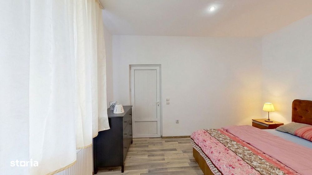 Apartament 2 camere, parter, curte comună închisă, ultracentral
