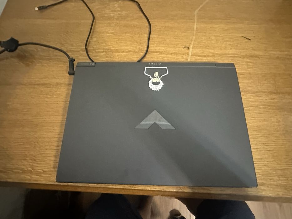 Продам hp victus игровой ноутбук