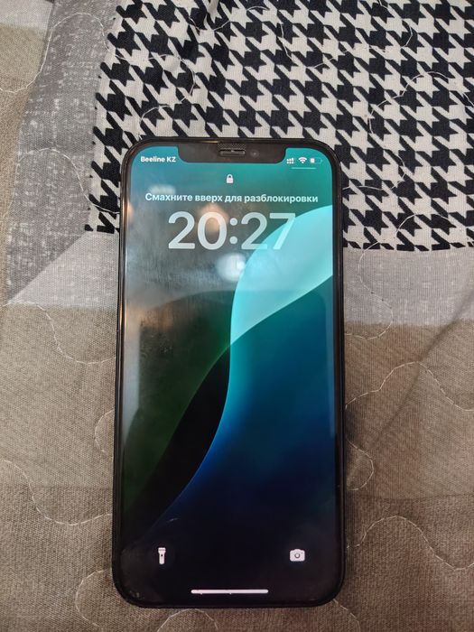 Айфон 12 про  продам