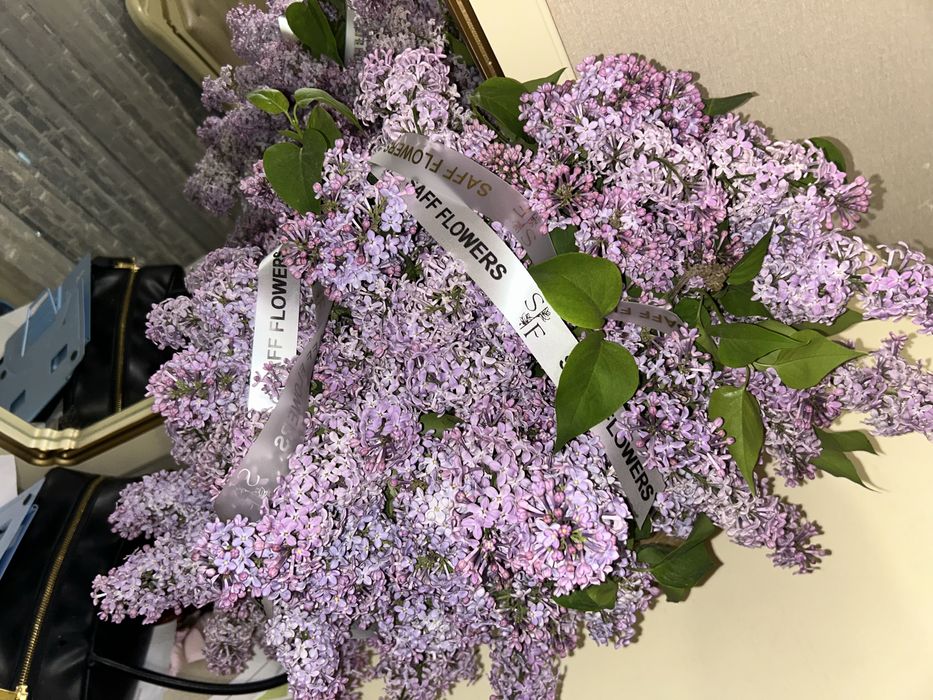 Гүл сатылады, 7000 тг