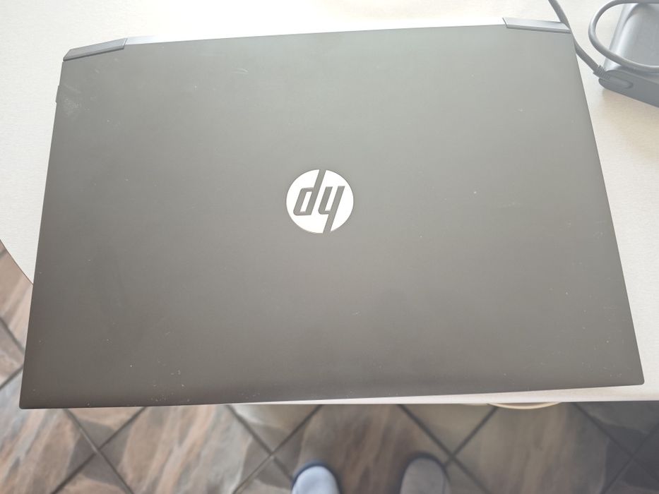 Лаптоп HP Pavilion