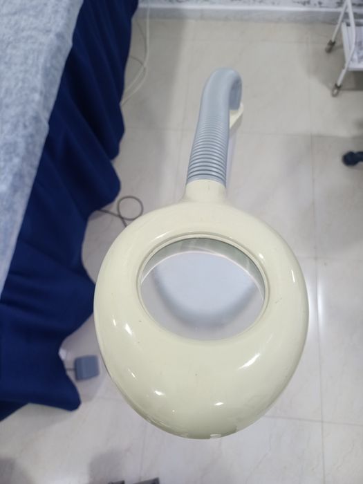 Продам лампу для косметологических работ.