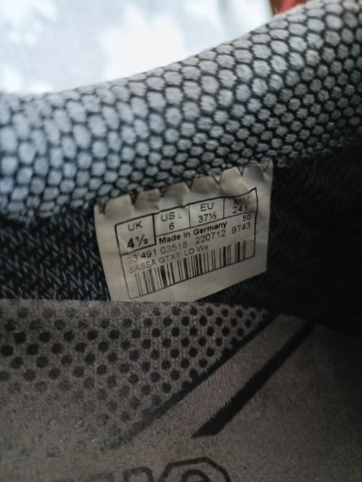 Semighete Lowa Sassa GTX Wo's 37 1\2