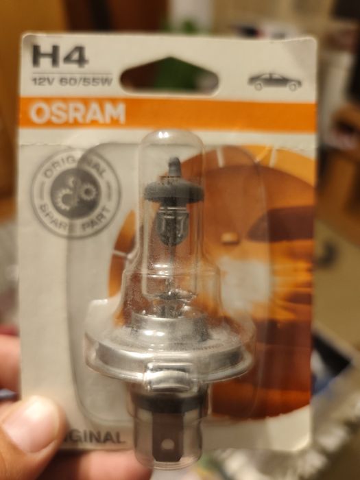 Vând 2 becuri H4 OsraM 12 V 60/55w