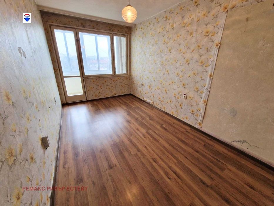 Тристаен апартамент за продажба кв. Широк център