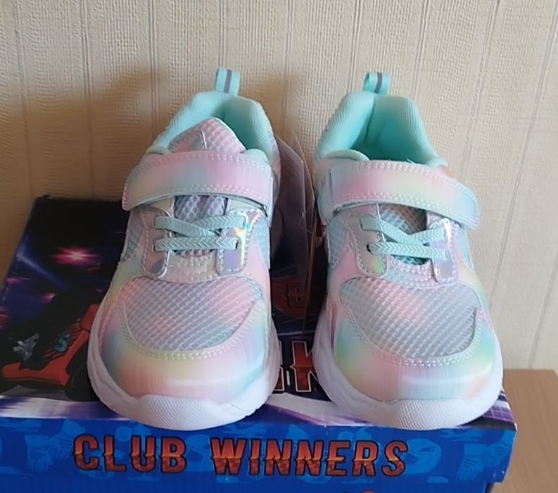 Кросовки для девочек