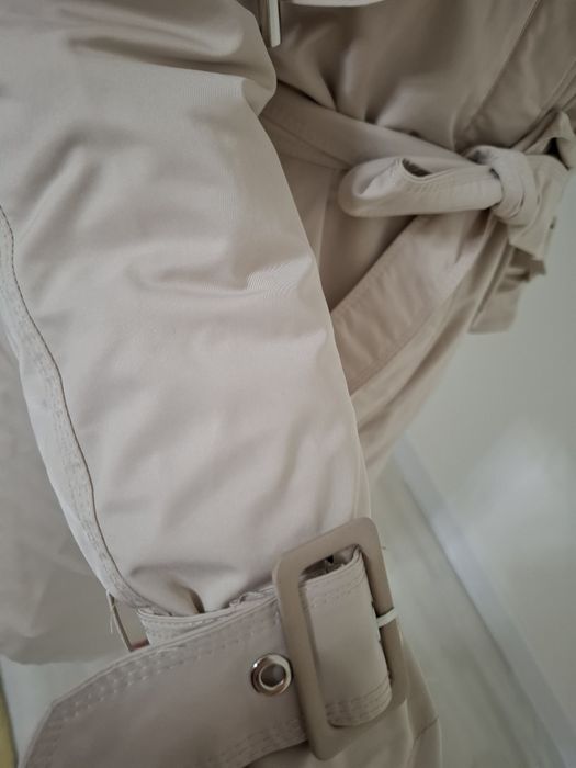 Куртка парка цвет белый