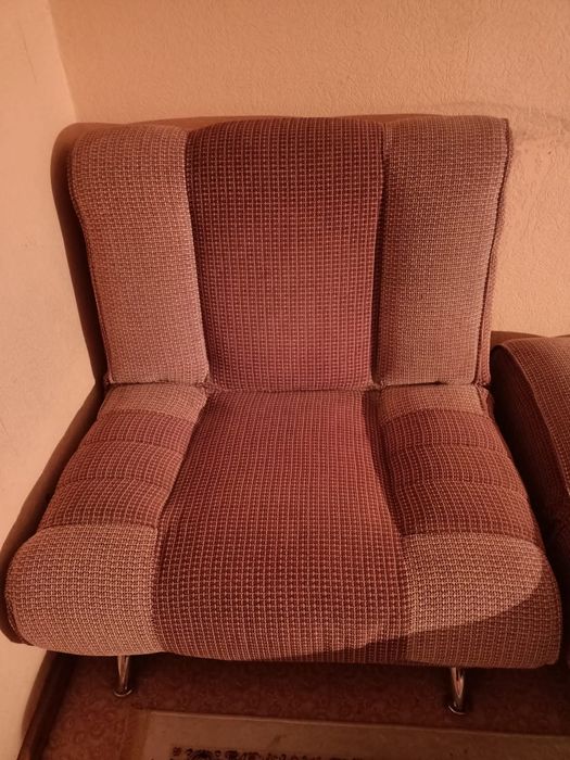 Диван и два кресла