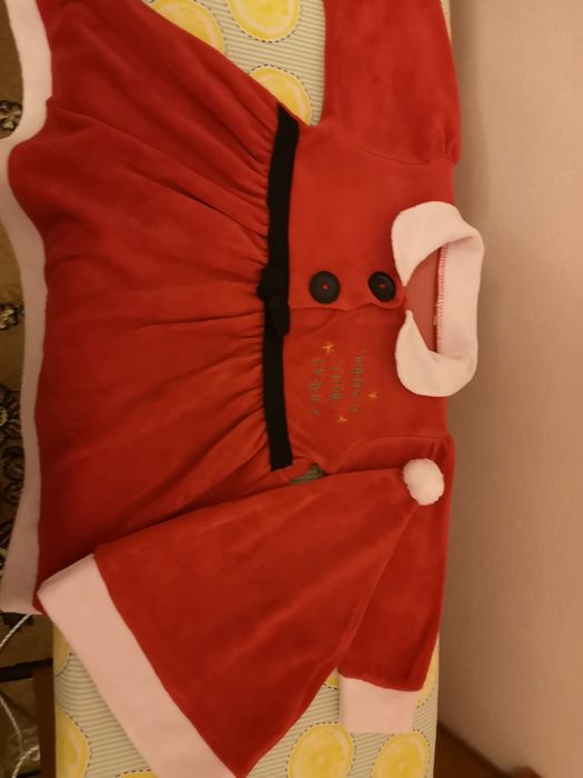 Коледно костюмче