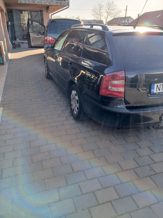 Skoda octavia 1.6 benzina