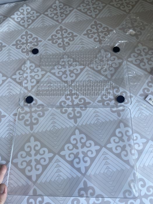 Продам чехол и сумку для macbook