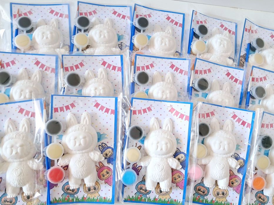 Фигурки за оцветяване Лабубу и др.