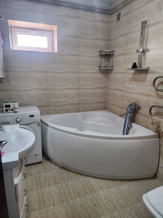 Продаю 2 квартиры один с ремонтом другой без ремонта