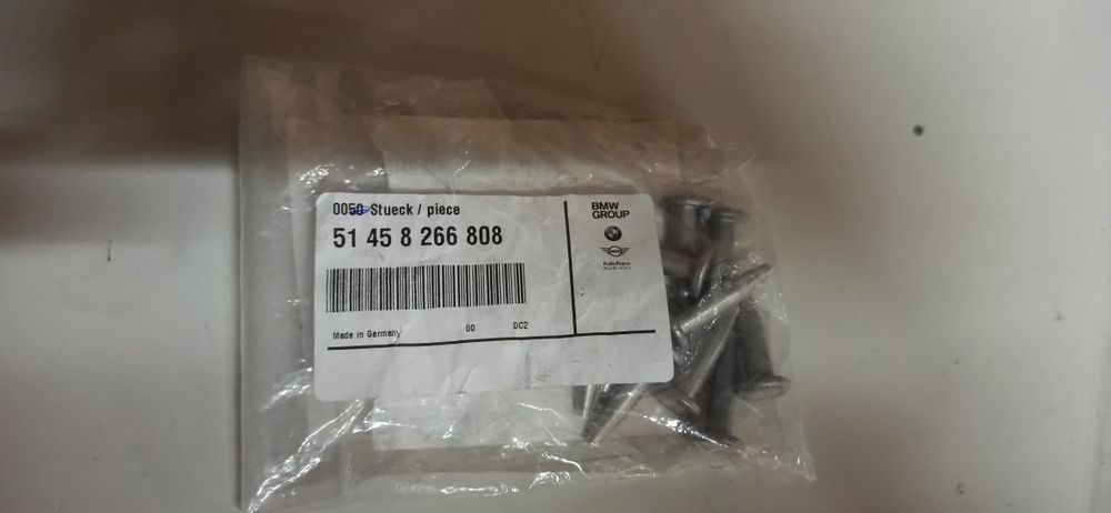 BMW Original Pin d=6x25 - 51458266808 Нови оригинални пинове за лайсни БМВ
