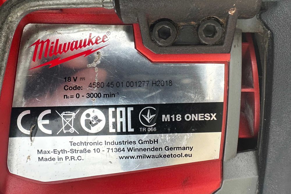 Milwaukee M18 ONESX - Акумулаторен безчетков саблен трион перфектен!