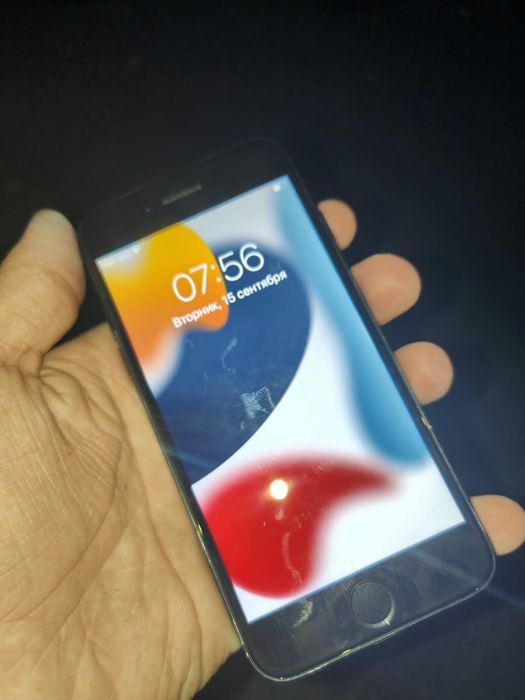 Продам Iphone 7 128гб