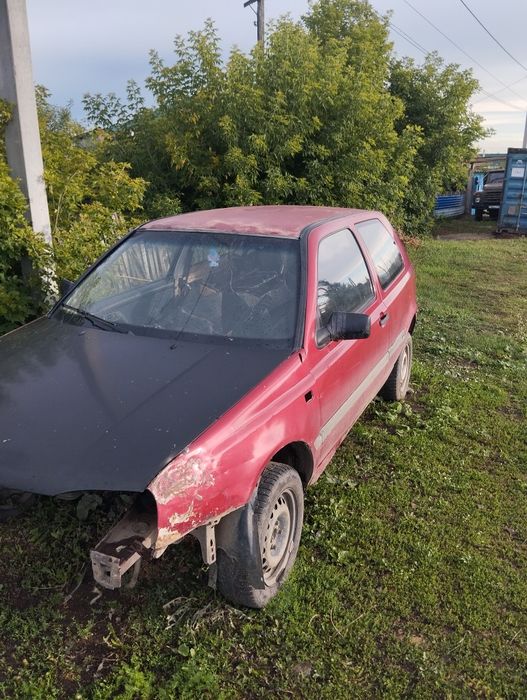 Продам гольф на запчасть