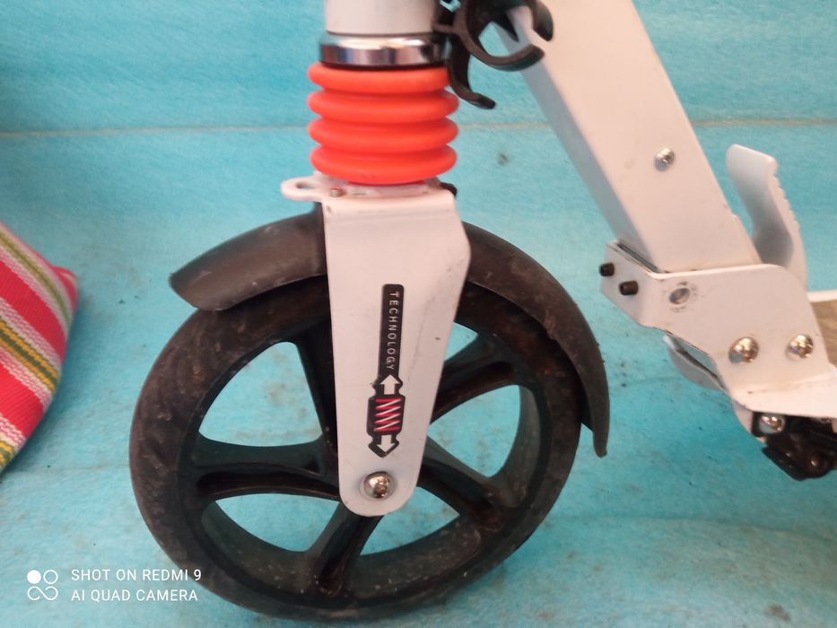 Самокат подростковый белый