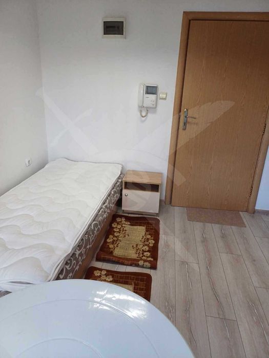 Дава се под наем Едностаен апартамент в Варна, Лятно кино Тракия - 18 кв.м за 225 € - Снимка #1