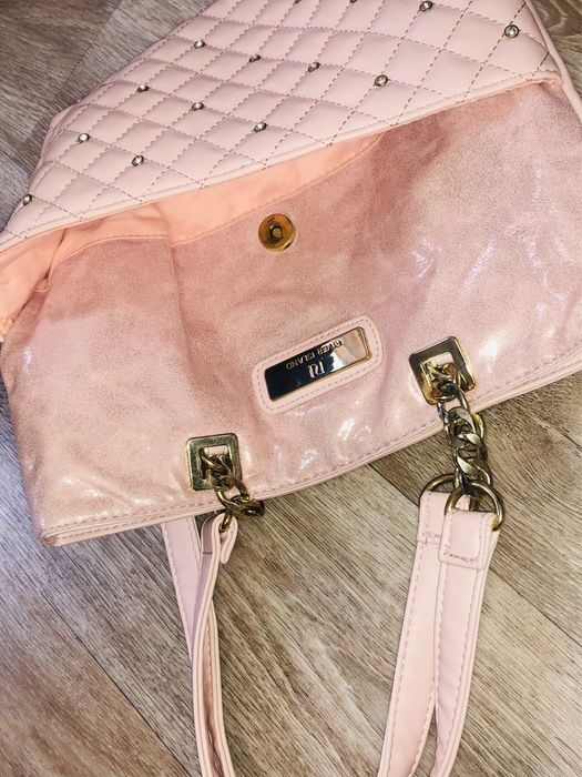 Розовая сумочка River Island