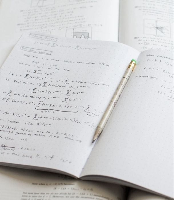 Ofer meditatii la Matematica pentru toate varstele! Prima sedinta este GRATIS!