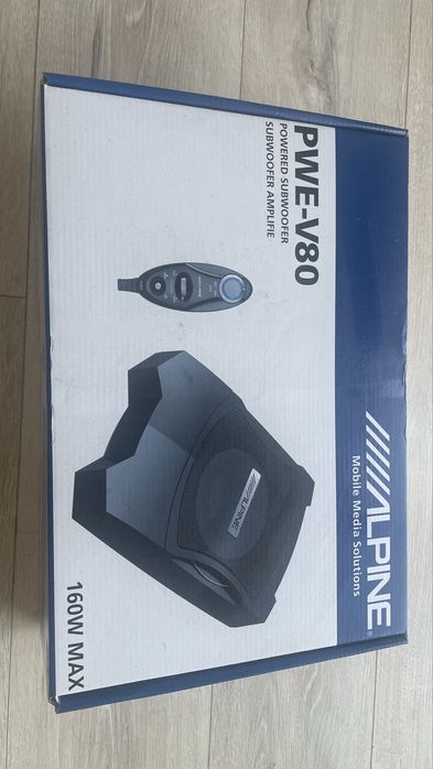 Vand subwoofer auto
