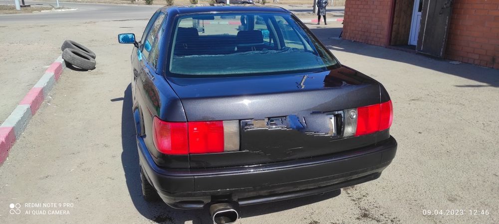 Продам      Ауди 80 б4