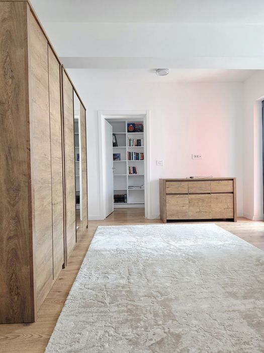 Apartament 2 camere, complet mobilat si utilat (suprafata utila 74 m²), 2 balcoane + spatiu suplimentar 6 m² (birou si dressing/spatiu de depozitare)