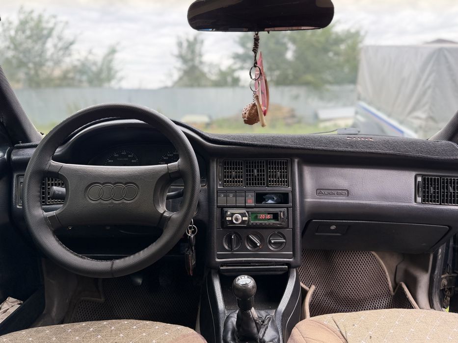 Audi 80 B4 в хорошем состоянии