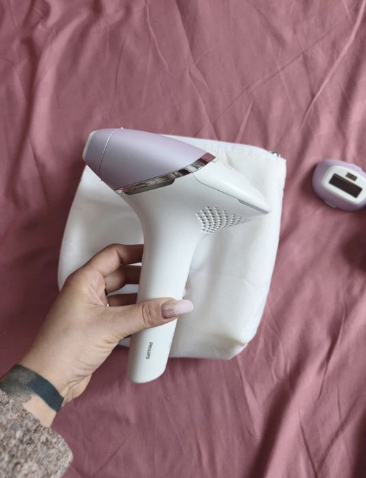 Epilator IPL Philips Lumea Prestige Seria 8000