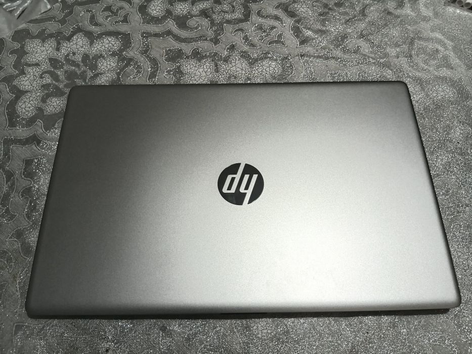 Лаптоп HP 17-cn Intel Notebook