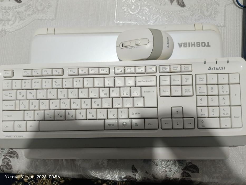 Bluetooth Mishka va klaviatura