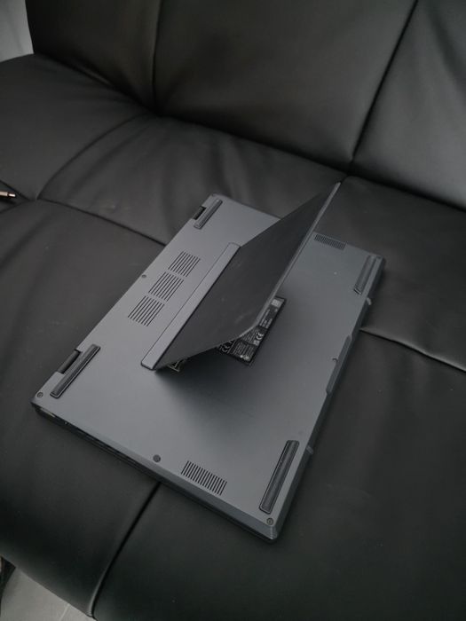 Asus Zenbook Duo UX8406 Ultra 9