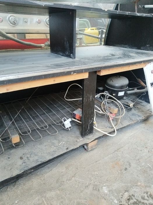 На запчасти холодильный ларь.