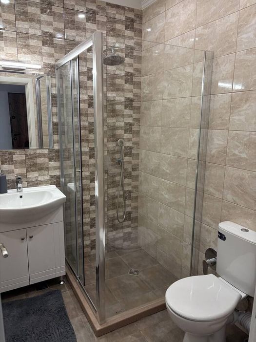 Дава се под наем Двустаен апартамент в Бургас, Сарафово - 69 кв.м за 561 € - Снимка #4