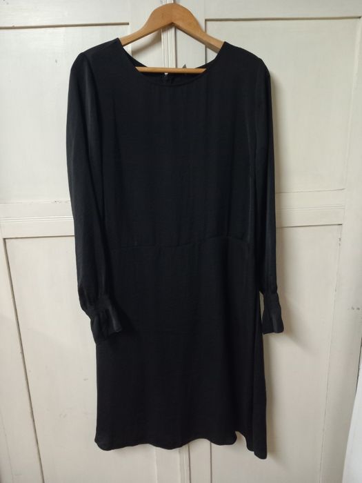 Черни рокли-различни модели