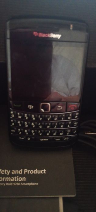 Vand telefon blackberry  bold 9780