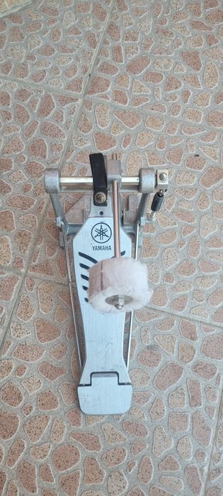 Yamaha  педали за барабани