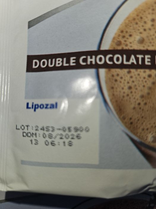 Vand 2 cutii Lipozal ciocolata valabilitate august 2026