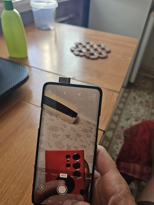 Продам смартфон флагман one+7 pro
