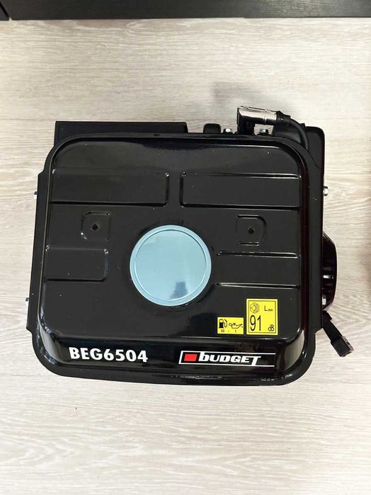Чисто нов бензинов генератор Budget BEG6504 (650W)