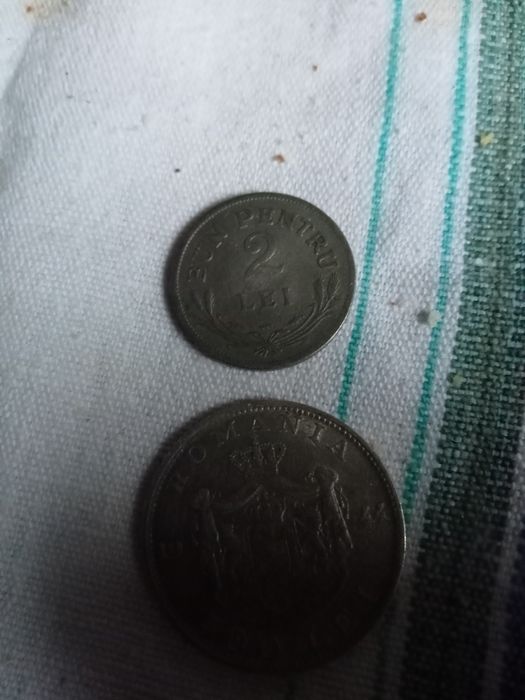 Monede vechi de argint  Loc de veci Pipera